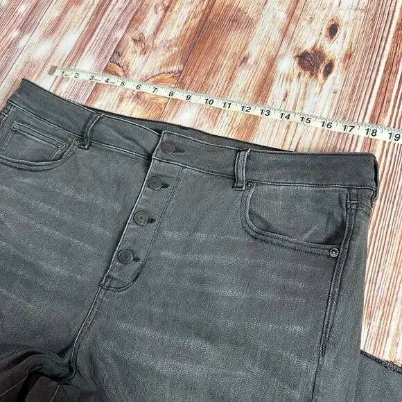American Eagle HI RISE CROP FLARE Size 20 Short Black Jeans Denim Pants 37x23 - Picture 5 of 11
